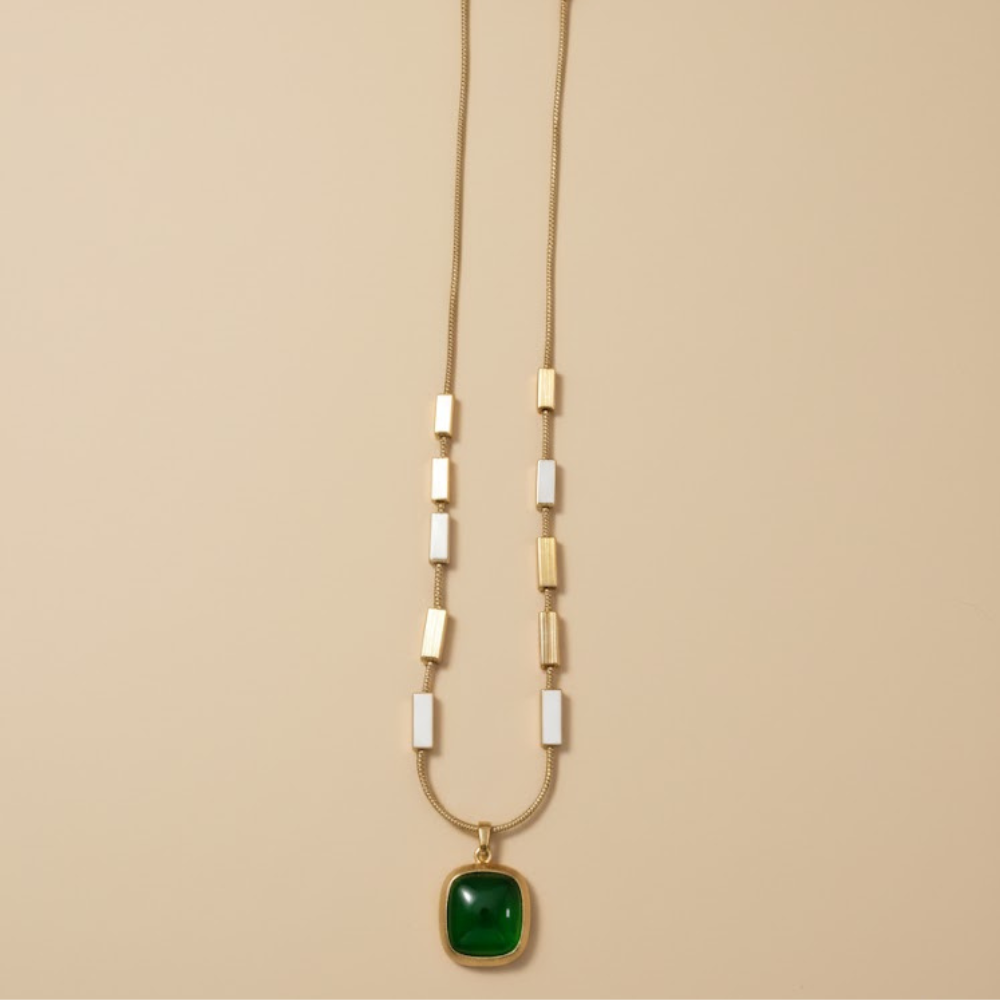 Elegant Green Stone Gold Chain Necklace